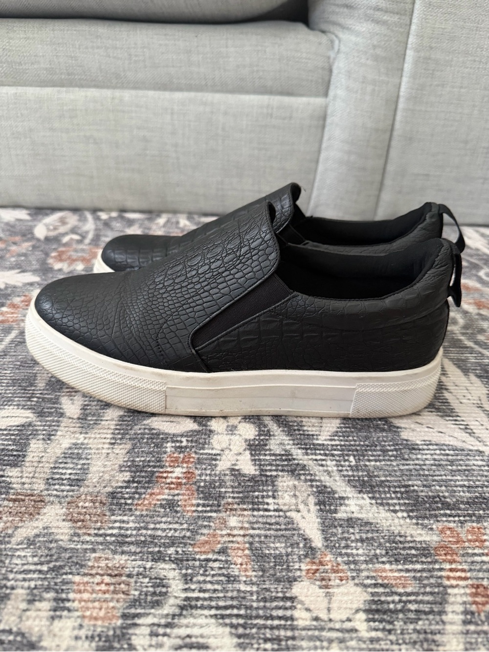 Lulu's Black Croc-Texture Slip-On Flats with White Platform Sole